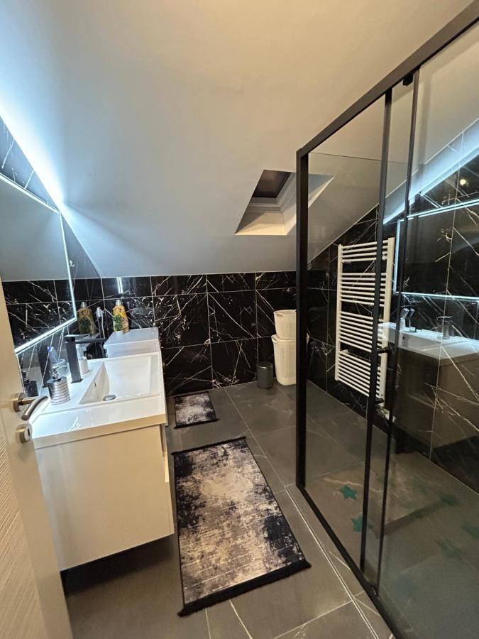 Tajra Apartment