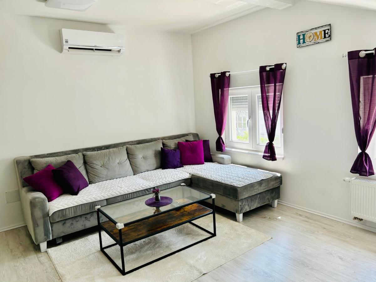 Tajra Daire Mostar